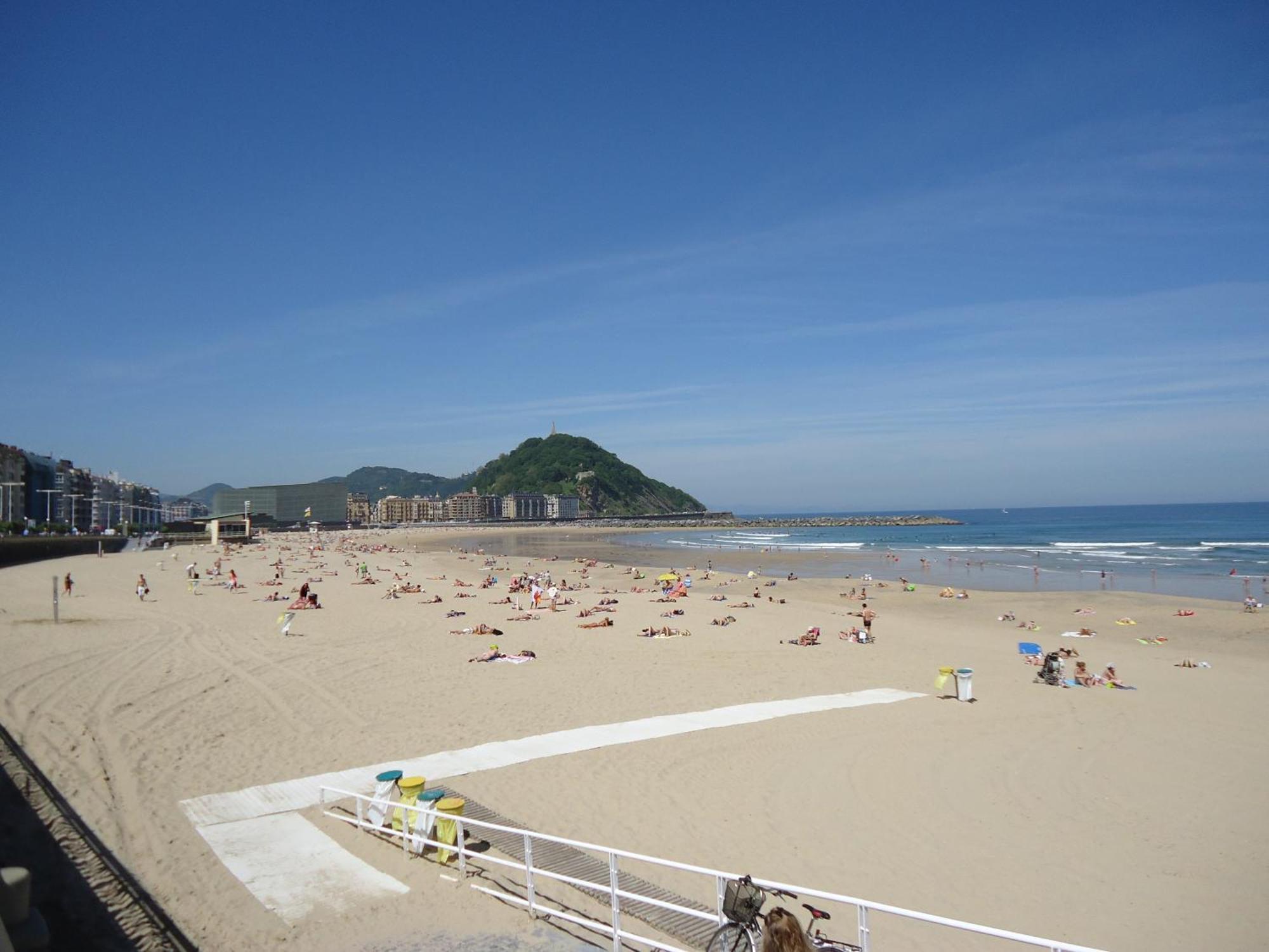 Pensión Atxiki San Sebastian Bagian luar foto