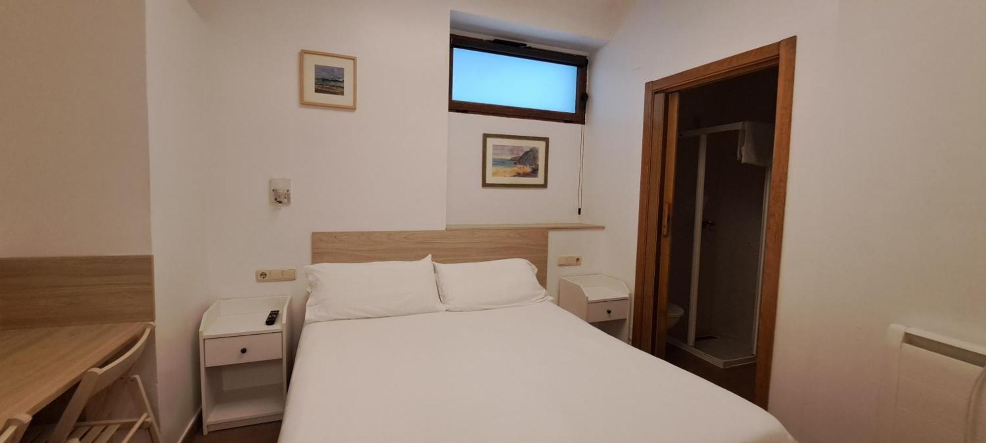 Pensión Atxiki San Sebastian Ruang foto